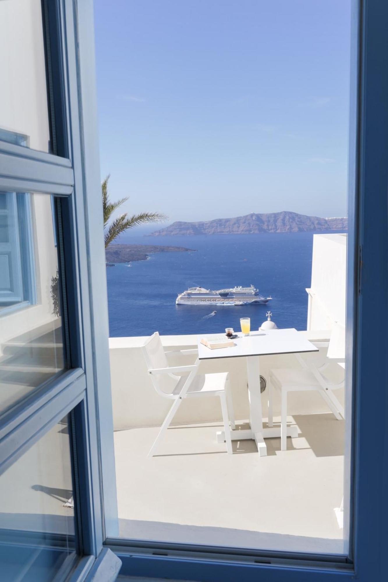 Pantelia Suites Fira  Extérieur photo