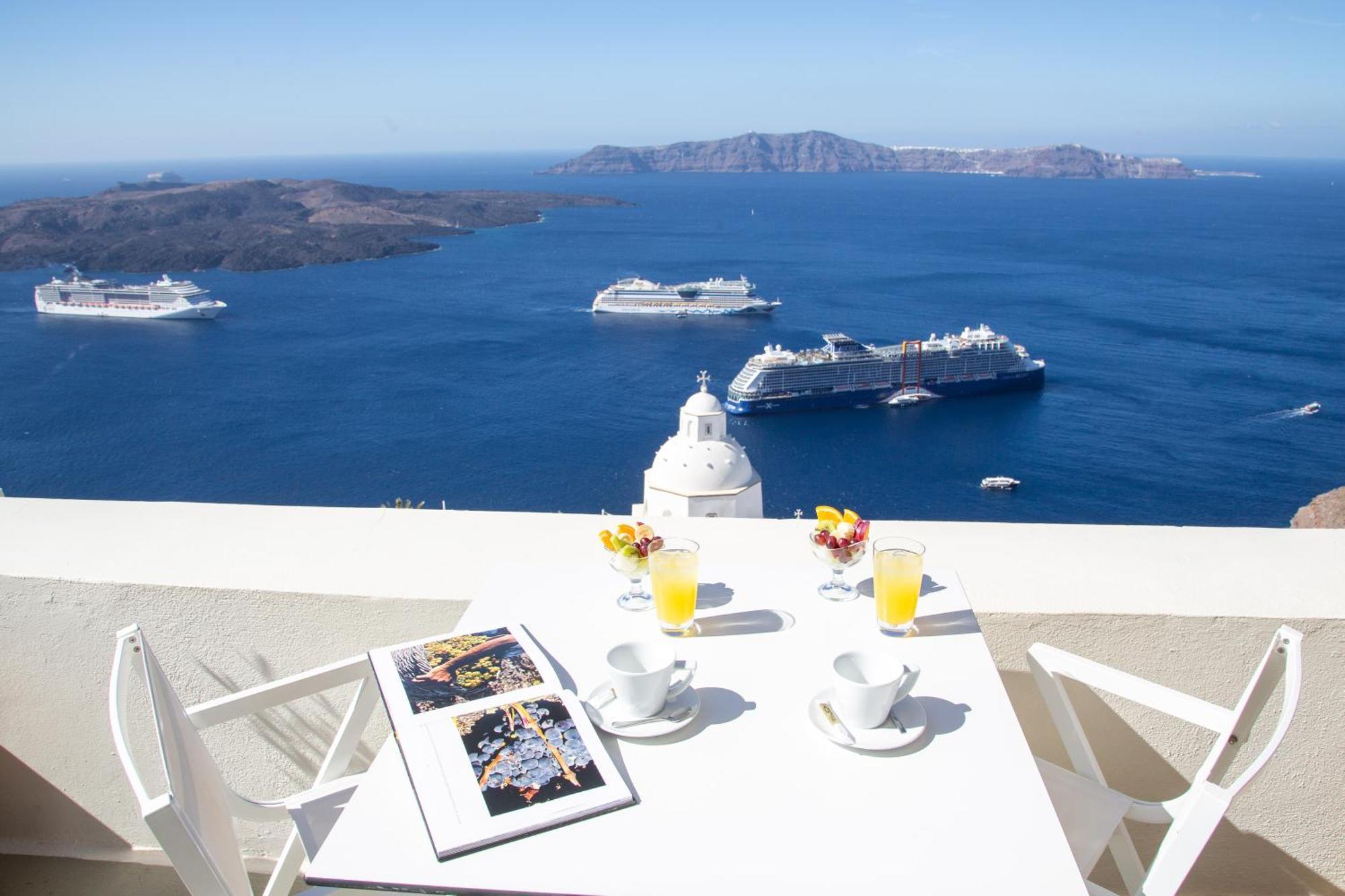 Pantelia Suites Fira  Extérieur photo