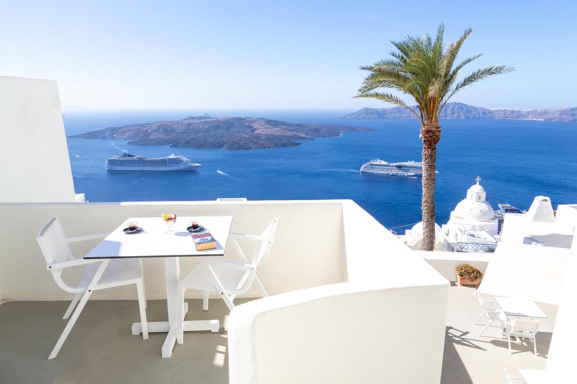 Pantelia Suites Fira  Extérieur photo