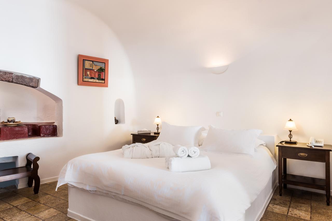 Pantelia Suites Fira  Extérieur photo
